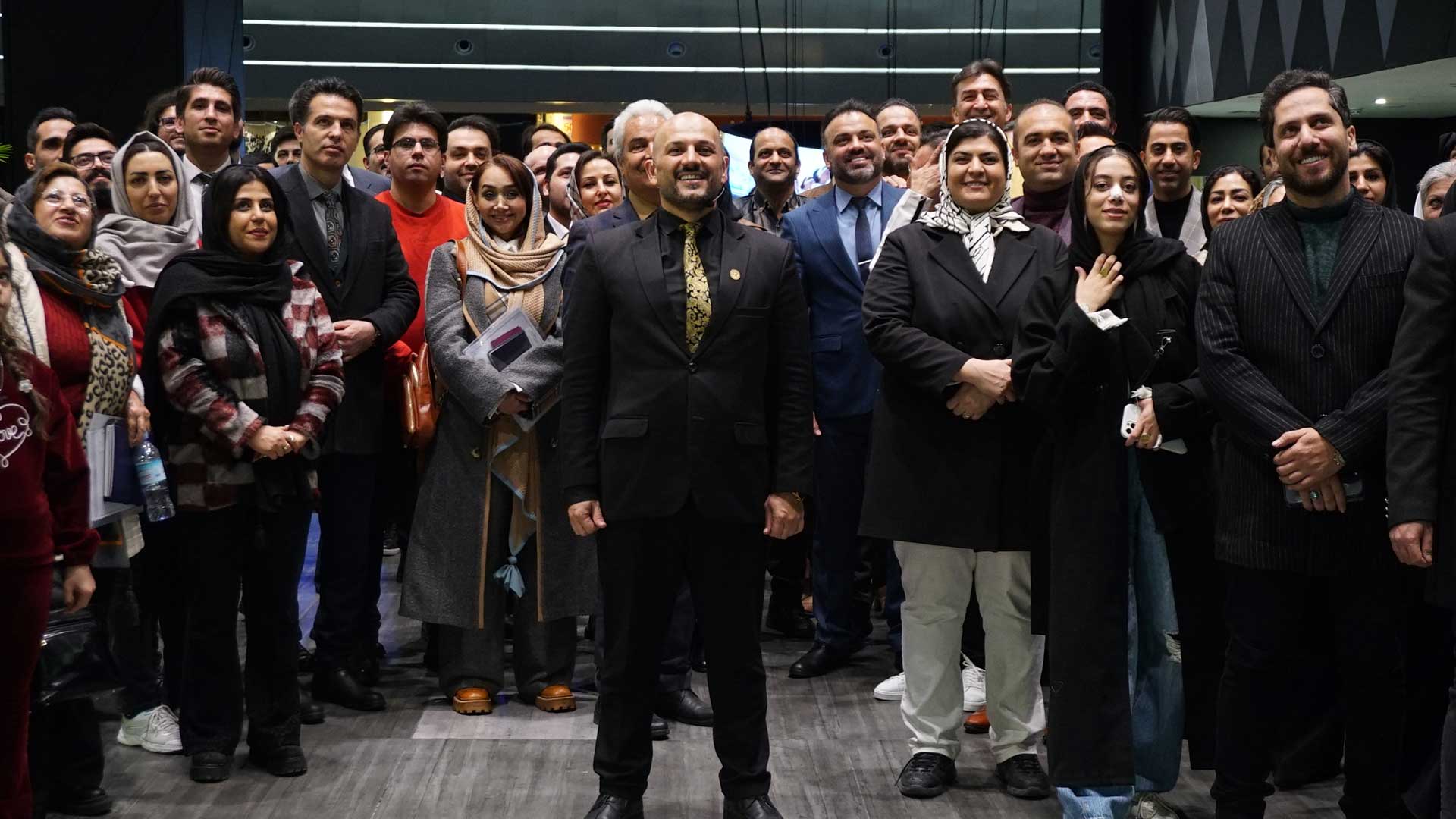 بنیانگذار فروشولوژی ابراهیم رستمانی