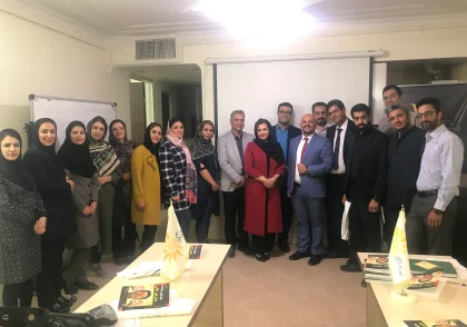 کوچ فروش vs مدرس فروش: تفاوت‌ها و کاربردها