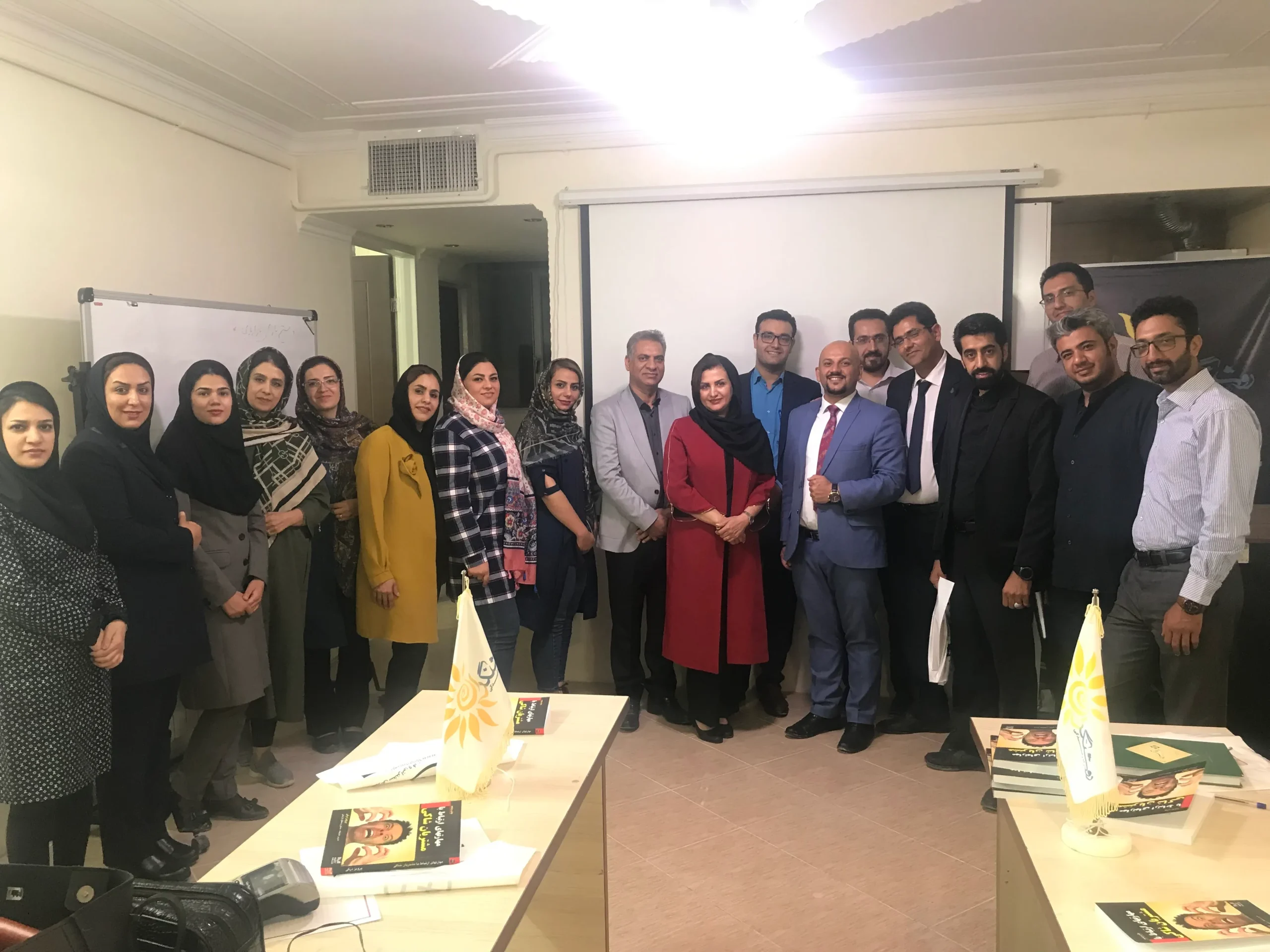 کوچ فروش vs مدرس فروش: تفاوت‌ها و کاربردها