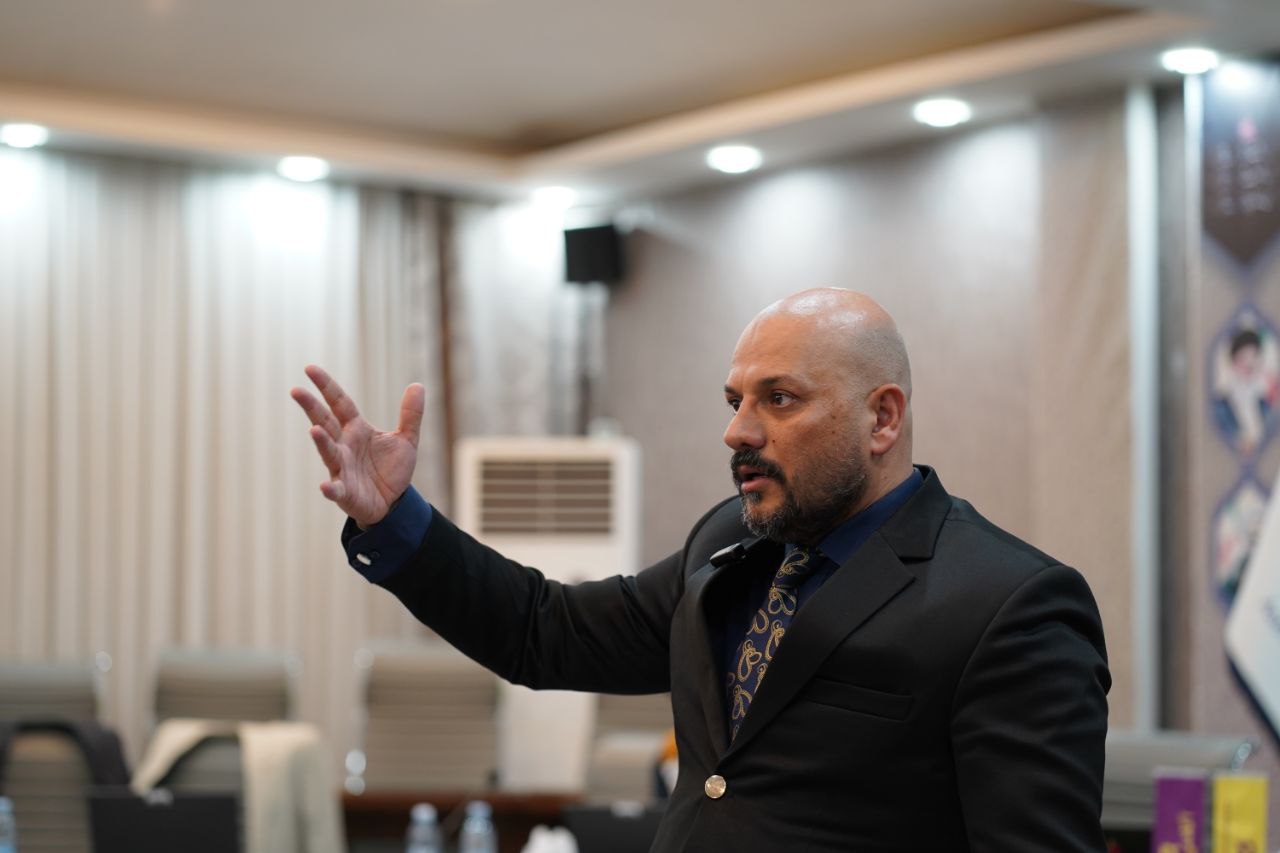 5 نشانه‌ای که نشان می‌دهد به مشاور فروش نیاز دارید!